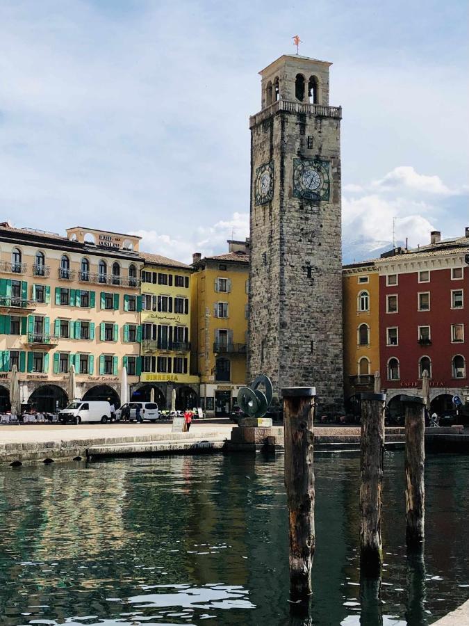 Lantica Torre Apartamento Riva del Garda Exterior foto