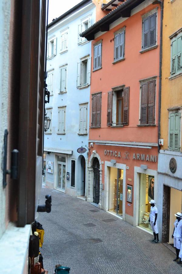 Lantica Torre Apartamento Riva del Garda Exterior foto