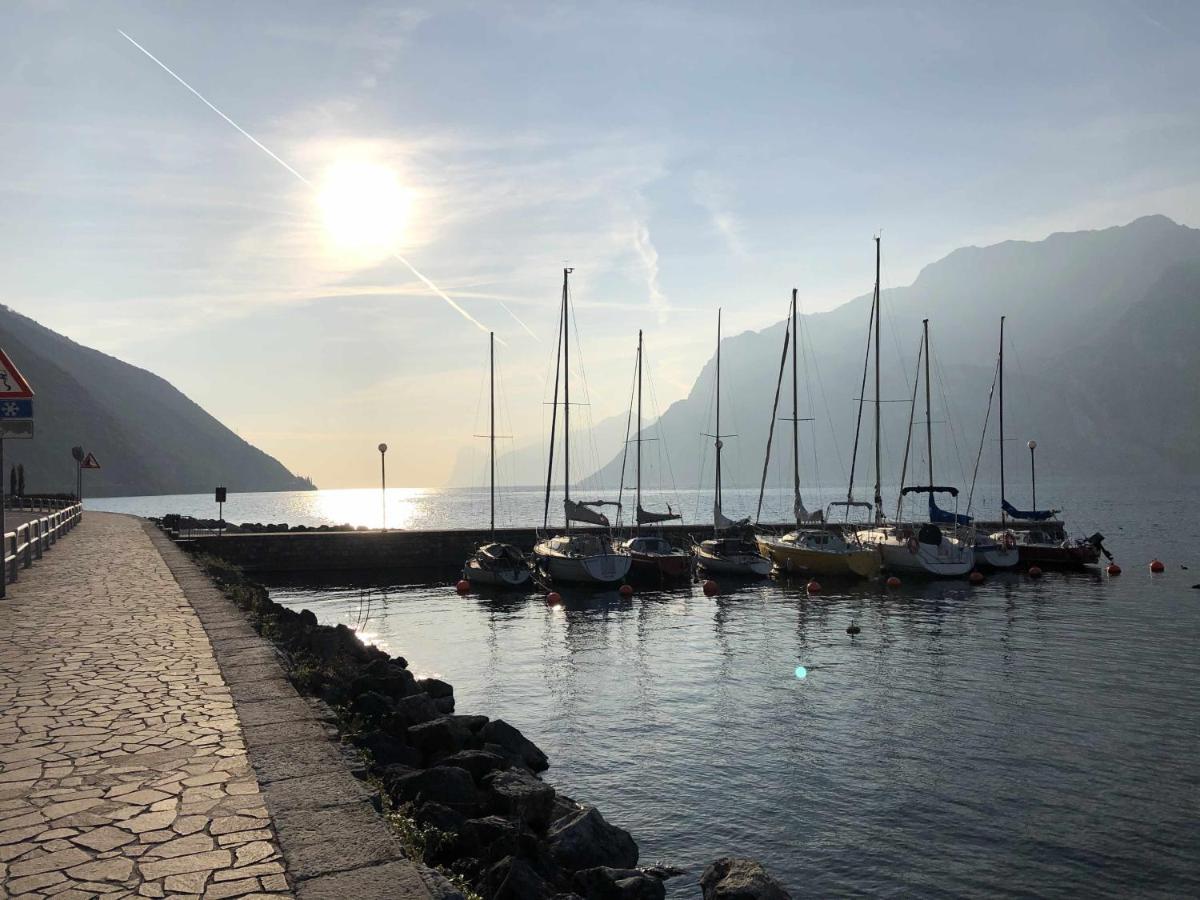 Lantica Torre Apartamento Riva del Garda Exterior foto